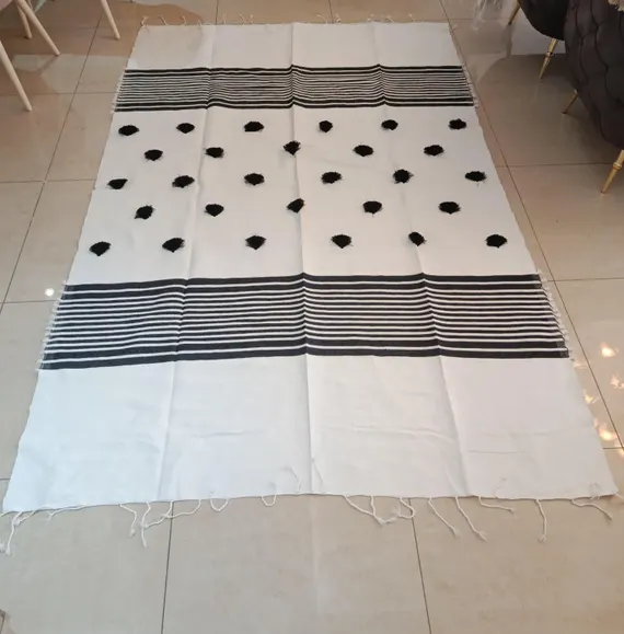 Moroccan Tufted Flatweave Rug | Black and White Polka Dot Design | Riwaya | 272 × 153 cm
